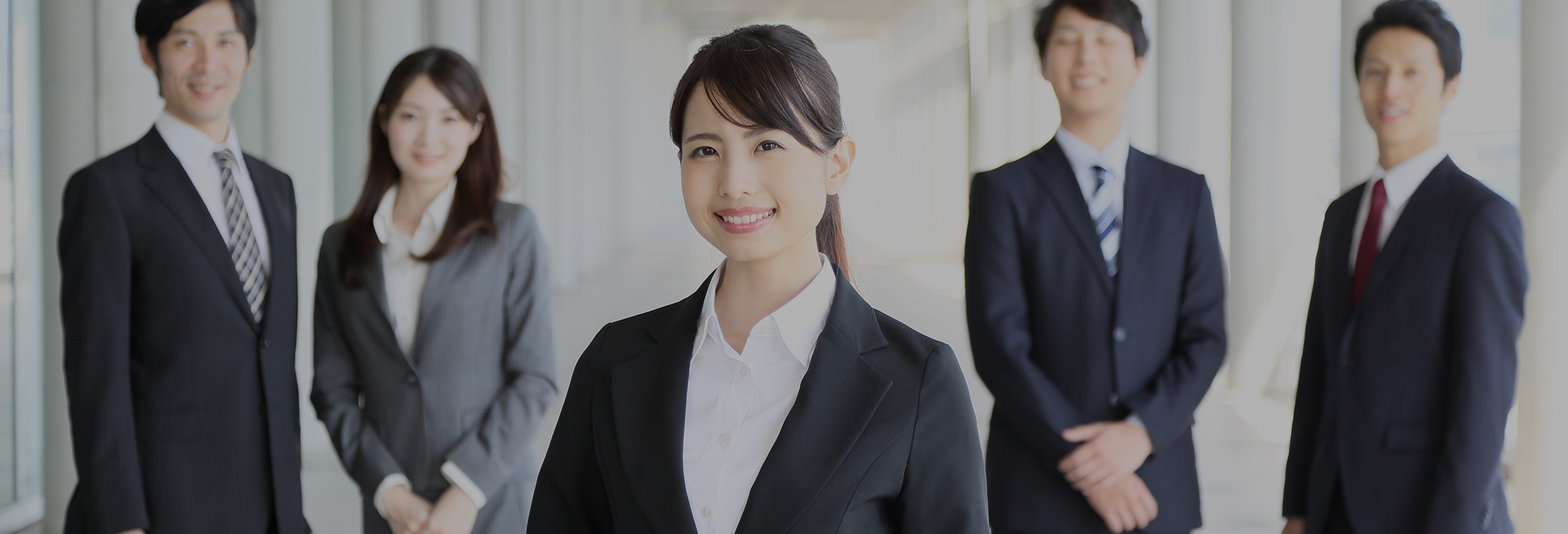 スタッフ紹介